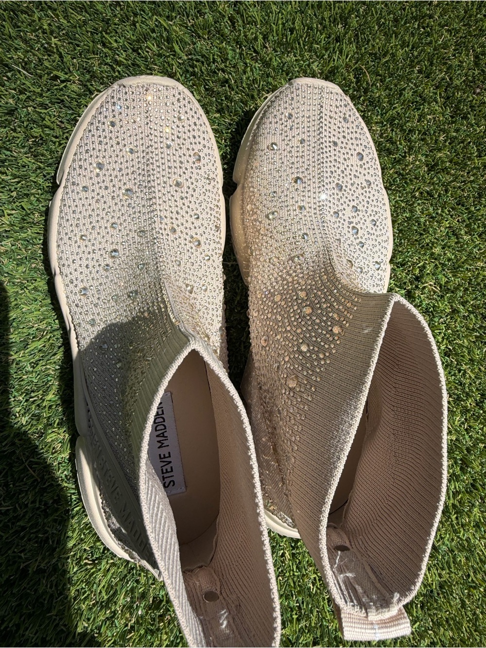 Steve Madden's 'Kaia' sock sneakers - Picture 11 of 17